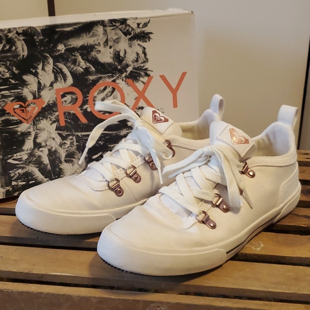 Roxy shoes